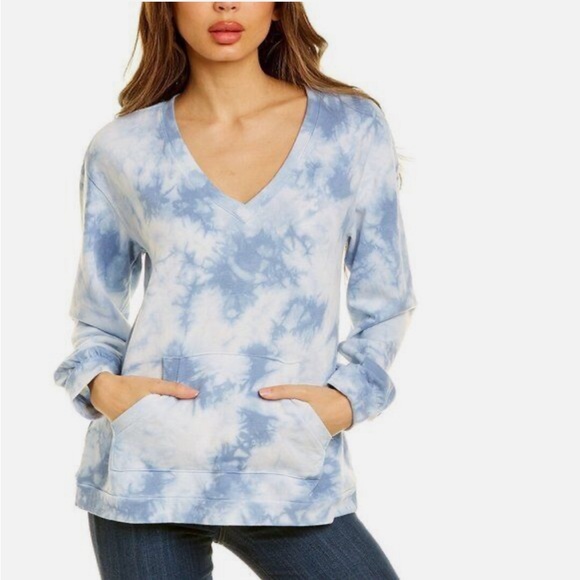 Vince Camuto Tie-Dye Blue Cloud Sweatshirt - Picture 1 of 7